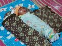 Bayi Laki-laki Umur 1 Hari Tertutup Daun Pare Ditemukan di Ladang Tebu