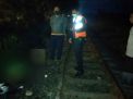 Seorang Biker asal Surabaya Tewas Tertabrak KA Komuter