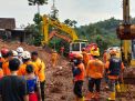 Lagi, 2 Korban Longsor di Nganjuk Ditemukan Tewas dan 8 Masih Dicari