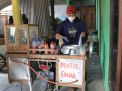 Kisah Anak Yatim di Ponorogo Jual Pentol Keliling untuk Bantu Ekonomi Keluarga