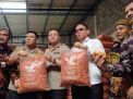 Gunakan Telur Busuk, Rumah Produksi Kue Bidaran di Lumajang Digerebek