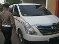Mobil Travel Plat Hitam Bawa Penumpang Mudik ke Surabaya Ditahan
