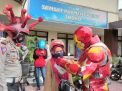 Ketika Iron Man Menindak Pelanggar Lalu Lintas di Mojokerto