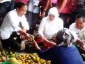 Di Probolinggo, Jokowi Belanja Sayur dan Buah di Pasar Tradisional
