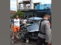 Avanza Tabrak Truk Dekat Pusdik Brimob Watukosek, 2 Orang Terluka