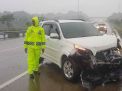 Hujan Deras, Tiga Kendaraan Kecelakaan di Jalan Tol Pandaan
