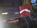 Tabrak 'Pantat' Dump Truk di Tol Waru, Truk Tronton Rusak Parah