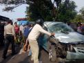 Tabrak Pohon di Pasuruan, Avanza Ringsek, Satu Orang Terluka
