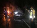 Mobil Pikap Hangus Terbakar di Ponorogo, Pengemudi Selamat