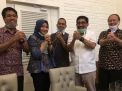 Machfud Arifin Terjunkan Tim Penyemprot Disinfektan di Surabaya