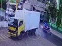 Kecelakaan Pelajar Terlindas Truk di Blitar Terekam CCTV