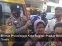 Video: Binmas Polres Probolinggo Kota Bagikan Masker Batik Gratis