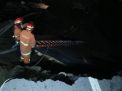 Petugas Menggali Hingga 20 Meter Cari Korban Amblesnya Jalan Gubeng