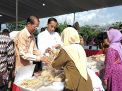Temui Nasabah Mekaar di Magetan, Jokowi Berbagi Tips Usaha Sukses