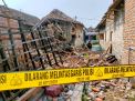 Rumah di Pasuruan Roboh Akibat Ledakan Petasan
