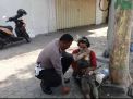 Video Polisi Beri Makan dan Basuh Muka ODGJ di Jombang Viral di Medsos