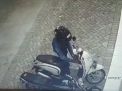 Curi Motor Karyawan Minimarket Butuh Waktu 10 Detik, Begini Aksinya