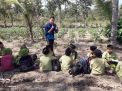 Aksi Keprihatinan Siswa di Blitar untuk Ambruknya Atap SDN Gentong