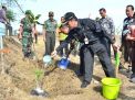 Tiga Ribu Pohon Ditanam di Bumi Perkemahan Cerme, Gresik