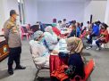 Vaksinasi Gratis di Mapolrestabes Surabaya Bikin Warga Antusias