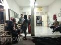 Keluarga Korban Kebakaran Rumah Kos di Surabaya Datangi RSU dr Soetomo