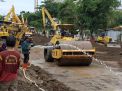 Foto: Menjelang Jalan Raya Gubeng Berfungsi Kembali