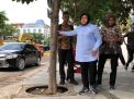Risma Ajak Warga Surabaya Perbanyak Sedekah di Malam Tahun Baru