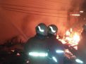 3 Bangunan Semi Permanen di Surabaya Terbakar, 10 Unit PMK Diterjunkan