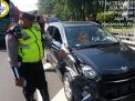Tiga Kendaraan Terlibat Tabrakan Beruntun di Tol Waru