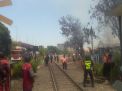 Pasar Beras Bendul Merisi Terbakar, Satu KA Terpaksa Molor