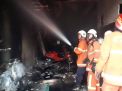 Dealer Motor Vespa di Surabaya Terbakar