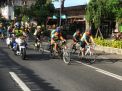 Machfud Arifin Gowes Bareng Komunitas Pecinta Olahraga Sepeda