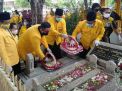 HUT ke-56, Partai Golkar Ziarah ke Makam Para Tokoh