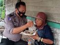 Kisah Polisi di Lamongan Gemar Merawat Orang Gila dan Gelandangan