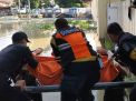 Mayat Pria Misterius Ditemukan Mengapung di Kali Jagir, Diduga Pelaku Jambret