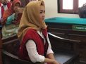 Perempuan Cantik di Surabaya ini Tipu Teman Arisannya Ratusan Juta