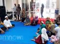 Serunya Buka Puasa Bareng Anak Yatim dan Pak Polisi di Surabaya