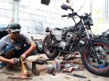 Bengkel Custom di Surabaya ini Ubah Motor Biasa Jadi Berkelas