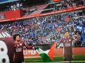 Juara Piala FA, 2 Pemain Leicester Rayakan dengan Kibarkan Bendera Palestina