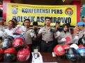 Bongkar Penadah Ranmor, Polisi Juga Sita Puluhan Helm Curian