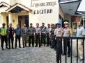 Pastikan Keamanan Gereja, Polisi di Pacitan Sebar Anggota Kawal Misa