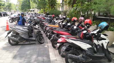 Ketika Parkir di Surabaya Pakai QRIS, Jukir Emang  Mau Dapat 40 Persen?