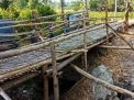 Tak Kunjung Diperbaiki, Jembatan Darurat di Ponorogo Dikeluhkan Warga