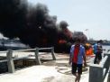Kapal Pencari Ikan Terbakar di Probolinggo