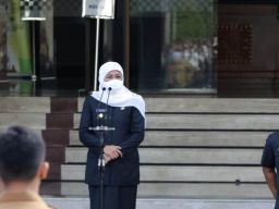 Omicron Terdeteksi di Jatim, Ini Himbauan Khofifah