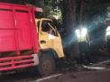 Tabrak Pohon di Margorejo, Kabin Truk Hancur