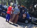 Pikap Bermuatan Moge Seruduk Pagar Jembatan di Probolinggo