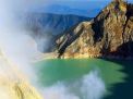 Keluarkan Gas Beracun, Pendakian di Gunung Ijen Ditutup