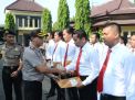 Berprestasi, 13 Anggota Reskrim dan Narkoba Dapat Penghargaan