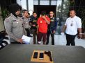 Berbekal Korek Api Pistol saat Rampas HP, Polisi Gadungan ini Ditembak